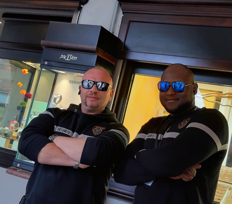 surveillance continue et une réaction rapide aux incidents.